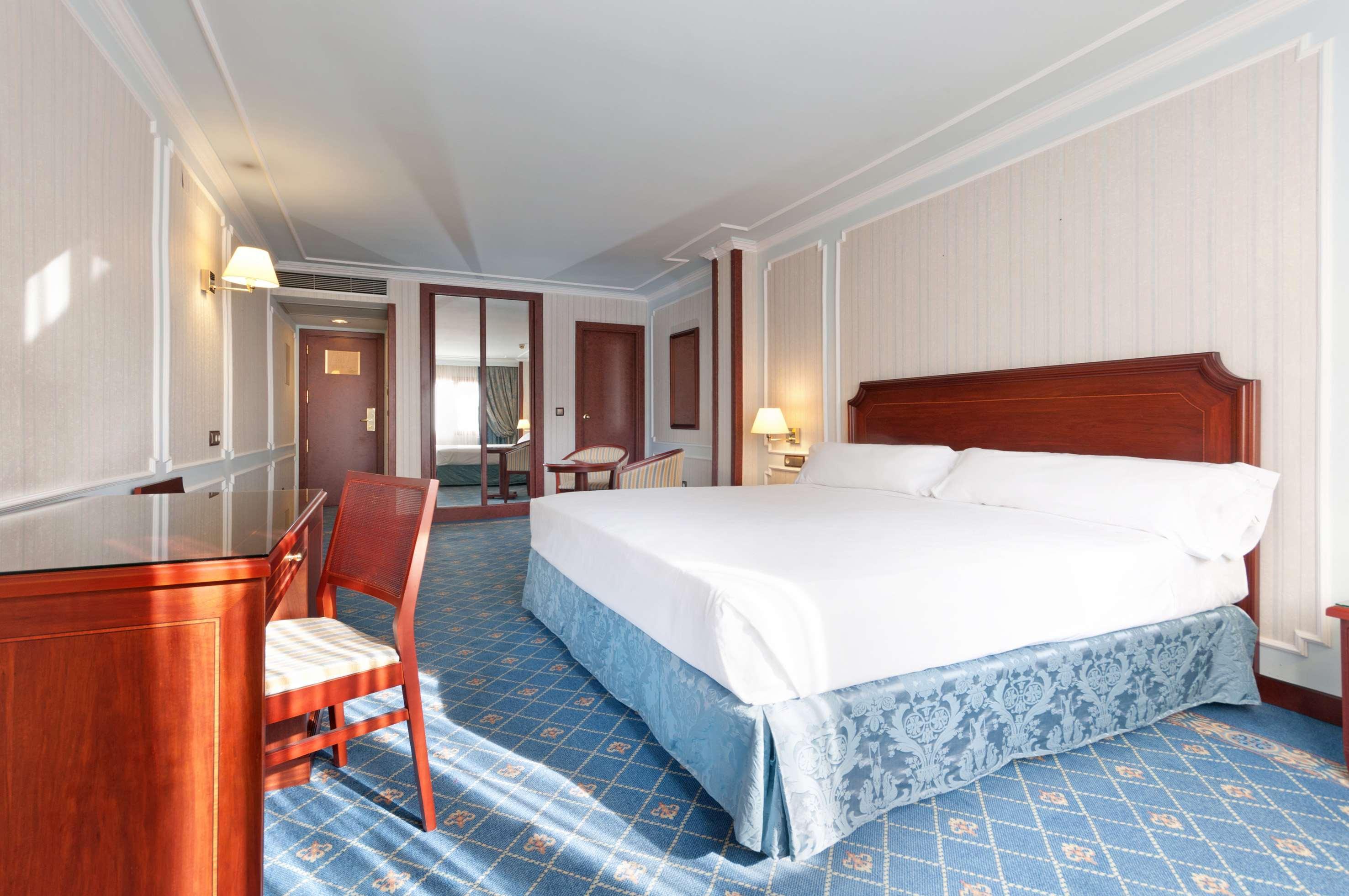 Hotel Madrid Leganés Affiliated by Meliá Habitación foto
